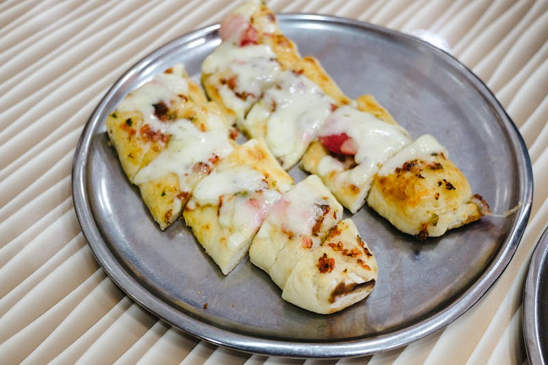 Cheesy Garlic Bread starter